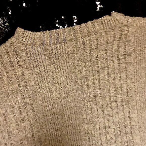 SHEIN Cream Crew Neck Sweater - Picture 3 of 5